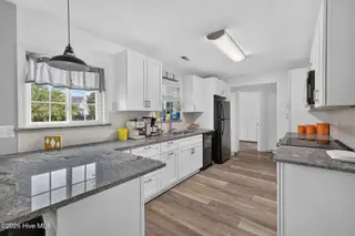 1608 Blue Tick Court, Wilmington, NC 28411 — 4-bedroom home in Quail Woods, Wilmington, NC, photo 9 of 45: 1608BlueTickCourt-26
