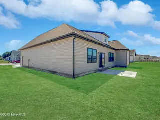 2111 Staysail Drive, Elizabeth City, NC 27909 – photo 6: 230e4d525f4c11bc6d0b7fc31f7b20bed8c8b4be