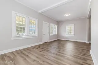 813 Walnut Street, Wilmington, NC 28401 – photo 7: 10-web-or-mls-GI - 813 Walnut St - Listi