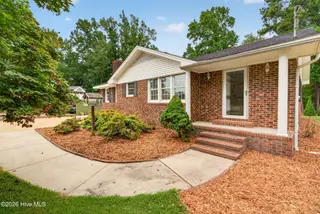 63 White Oak Drive, Smithfield, NC 27577 – photo 4: 9-web-or-mls-DSC00018