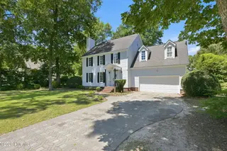 2513 Hickory Street, New Bern, NC 28562 – photo 2: 3-web-or-mls-DSC_9758