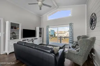 2307 Ocean Drive, Emerald Isle, NC 28594 – photo 21: 22-web-or-mls-1S3A3133