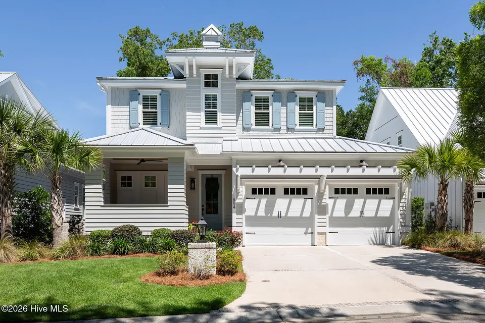 1854 Senova Trace, Wilmington, NC 28405 — 4-bedroom home in Landfall, Wilmington, NC, photo 1 of 65