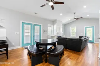 127 NE 34th Street, Oak Island, NC 28465 — 3-bedroom home in Tranquil Harbor, Oak Island, NC, photo 10 of 53: DSC08067