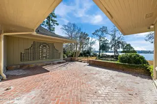 5003 Trent Woods Drive, Trent Woods, NC 28562 – photo 3: 66-web-or-mls-DSC_3134