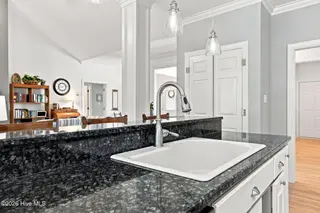 230 Ticino Court, New Bern, NC 28562 – photo 17: 12-web-or-mls-DSC_5398