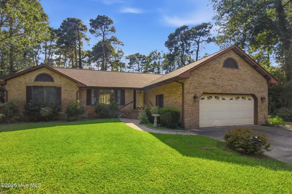 1200 Petite Terre Court, New Bern, NC 28560 – photo 1 of 47: 1200 Petite Terre Court