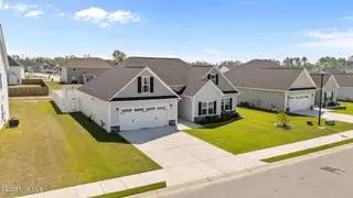 1010 Blue Water Boulevard, New Bern, NC 28562 – photo 4: 3-web-or-mls-DJI_20260424110307_0774_D