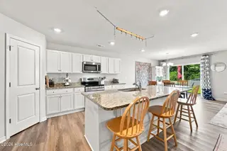 188 N Squires Run Lane, Richlands, NC 28574 – photo 6