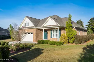 1015 Sunstone Court, Leland, NC 28451 — 3-bedroom home in Magnolia Greens, Leland, NC, photo 4 of 21