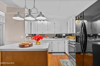 641 Shoreline Drive W, Sunset Beach, NC 28468 – photo 13: Kitchen