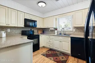 2745 Scotts Hill Loop Road, Wilmington, NC 28411 – photo 10: mls-DSC05767