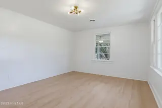728 Warrior Trail, Whiteville, NC 28472 – photo 17: Living Room