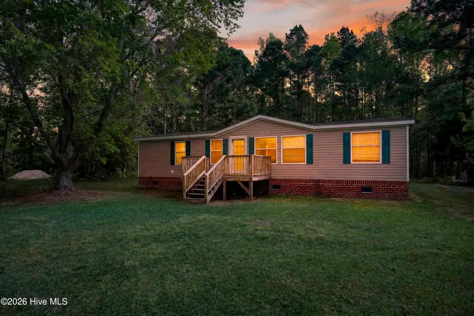 7756FunstonRoadSE-1_Dusk