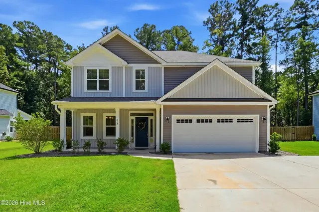 807 E Fremont Street, Burgaw, NC 28425