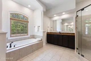1825 S Moorings Drive, Wilmington, NC 28405 — 5-bedroom home in Landfall, Wilmington, NC, photo 24 of 73