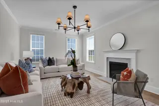 92 Planters Walk, Hampstead, NC 28443 – photo 19: Living Room 1
