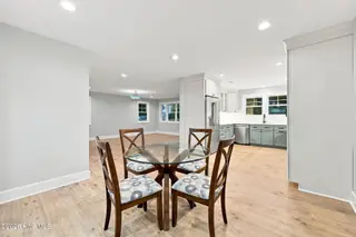 2609 Arendell Street, Morehead City, NC 28557 – photo 16: dining