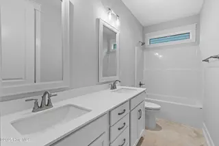 2062 Greenside Manor Drive SW, Ocean Isle Beach, NC 28469 – photo 19: 24_bathroom