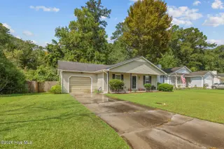 324 Lee Drive, Havelock, NC 28532 – photo 4: 3