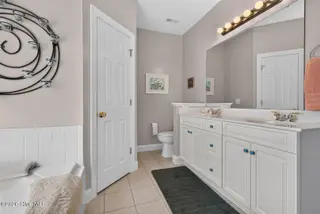 4150 Bedford Way, Southport, NC 28461 – photo 23: Primary Bathroom