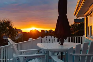 1606 Ocean Drive, Emerald Isle, NC 28594 – photo 15: 45-web-or-mls-chadwick-visuals-1606-ocea