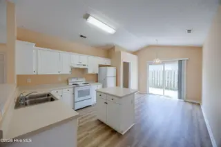 7225 Copperfield Court, Wilmington, NC 28411 – photo 6: IMG_8182HDR