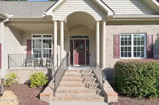 4542 Moss Bend, New Bern, NC 28562 – photo 4: 6-web-or-mls-DSC_5969