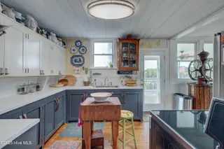 928 General Whiting Boulevard, Kure Beach, NC 28449 — 5-bedroom home, Kure Beach, NC, photo 19 of 72: tempImagecDH3P6