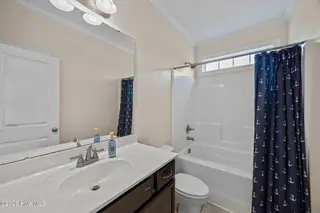 2605 Whitaker Glen Drive, Farmville, NC 27828 – photo 19: 9-web-or-mls-BLS_0009