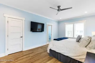 304 Birmingham Avenue Unit 1, Carolina Beach, NC 28428 – photo 11: 38_IMG_2918