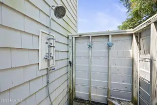 104 Wiley Court, Emerald Isle, NC 28594 – photo 11: Outdoor Shower