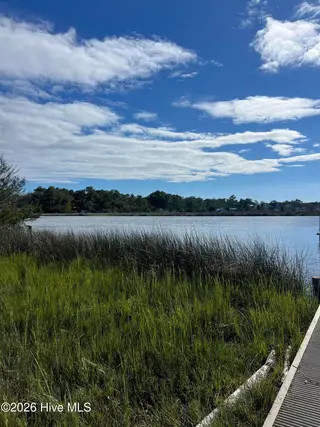 112 Pettiford Road, Peletier, NC 28584 — 3-bedroom manufactured home in Pettiford Point, Peletier, NC, photo 8 of 19: water