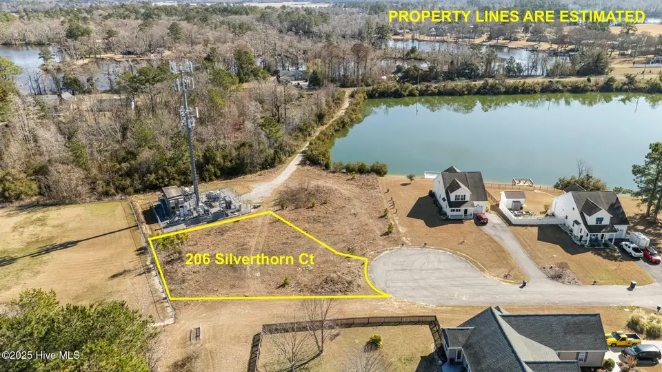 206 Silverthorn Court, New Bern, NC 28560 – photo 1 of 4: tempImageSAMEO1