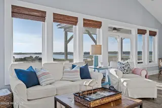331 Oceanaire Lane, Surf City, NC 28445 – photo 14: 65-web-or-mls-_RAD5652