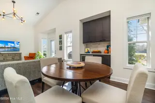 300 Sweetwater Cove, Newport, NC 28570 – photo 9: Dining area view