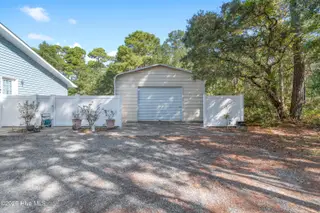 1894 Muriel Street SW, Supply, NC 28462 — 4-bedroom home in Sea Aire Estates, Supply, NC, photo 5 of 62: 1894MurielStSW - 5