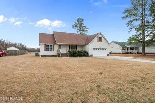 224 Stony Branch Road, New Bern, NC 28562 — 3-bedroom home in Beaver Dam, New Bern, NC, photo 4 of 38: 5-web-or-mls-DSC_1872