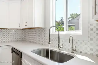 121 NW 12th Street, Oak Island, NC 28465 – photo 14: shniderproductions.com-34