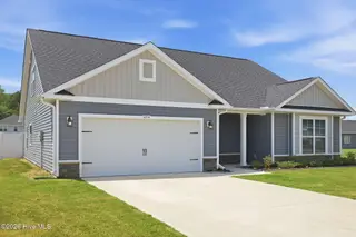 2714 Eliana Lane, Winterville, NC 28590 – photo 5: 2-web-or-mls-IMG_0002 (1)