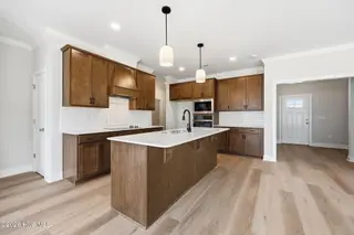 1005 Finn Court, Greenville, NC 27834 – photo 11: 34-web-or-mls-IMG_7565