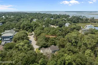 9704 Ashley Place, Emerald Isle, NC 28594 – photo 11: 9704 Ashley Pl