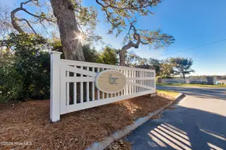 123 Whimbrel Way, Beaufort, NC 28516 – photo 3: Beau Coast Enty