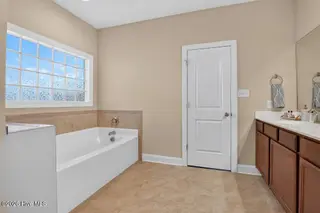 1000 Kingfish Way, New Bern, NC 28562 – photo 13: IMG_5292
