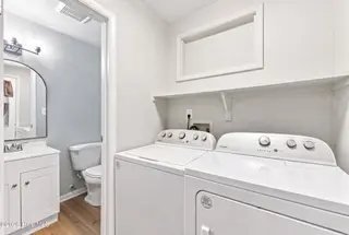 1700 Crescent Drive, Elizabeth City, NC 27909 – photo 18: Laundry