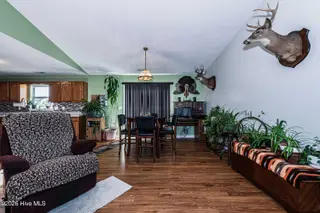319 Riggs Road, Hubert, NC 28539 – photo 14: Living room