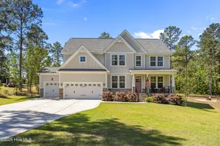 22 Banning Drive, Whispering Pines, NC 28327 – photo 10: 11-web-or-mls-IMG_9353