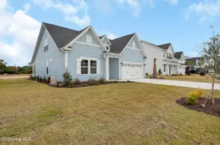 201 Planters Walk, Hampstead, NC 28443 – photo 2: Front Exterior 2