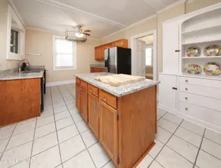 506 W Church Street, Elizabeth City, NC 27909 – photo 20: 4G8A6301