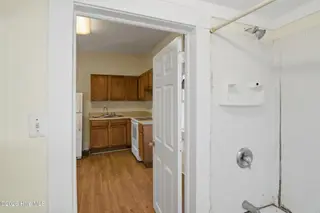 221 S 11th Street, Wilmington, NC 28401 – photo 20: 23_bathroom2